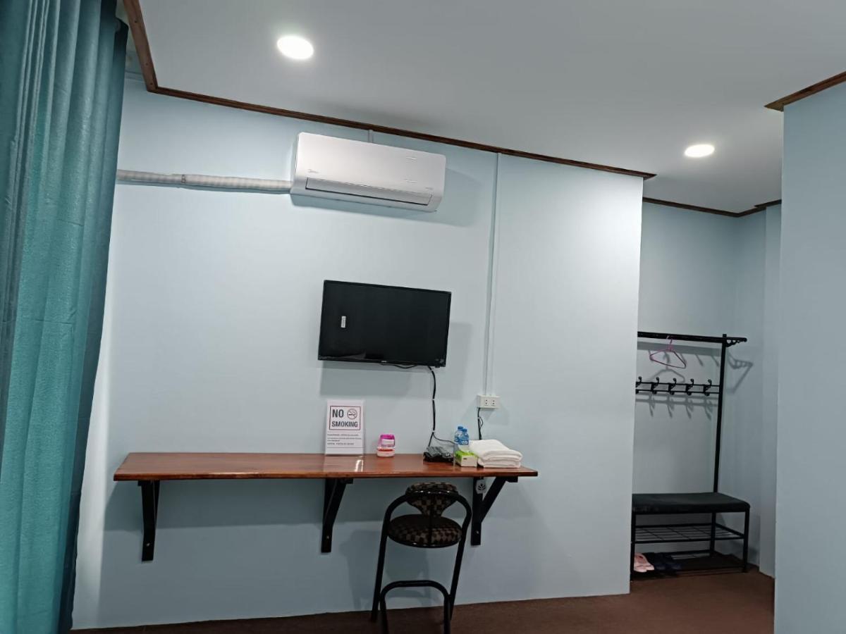 Hotel ເຮືອນພັກບີວີ Ban Thongchai-Tai Exterior foto